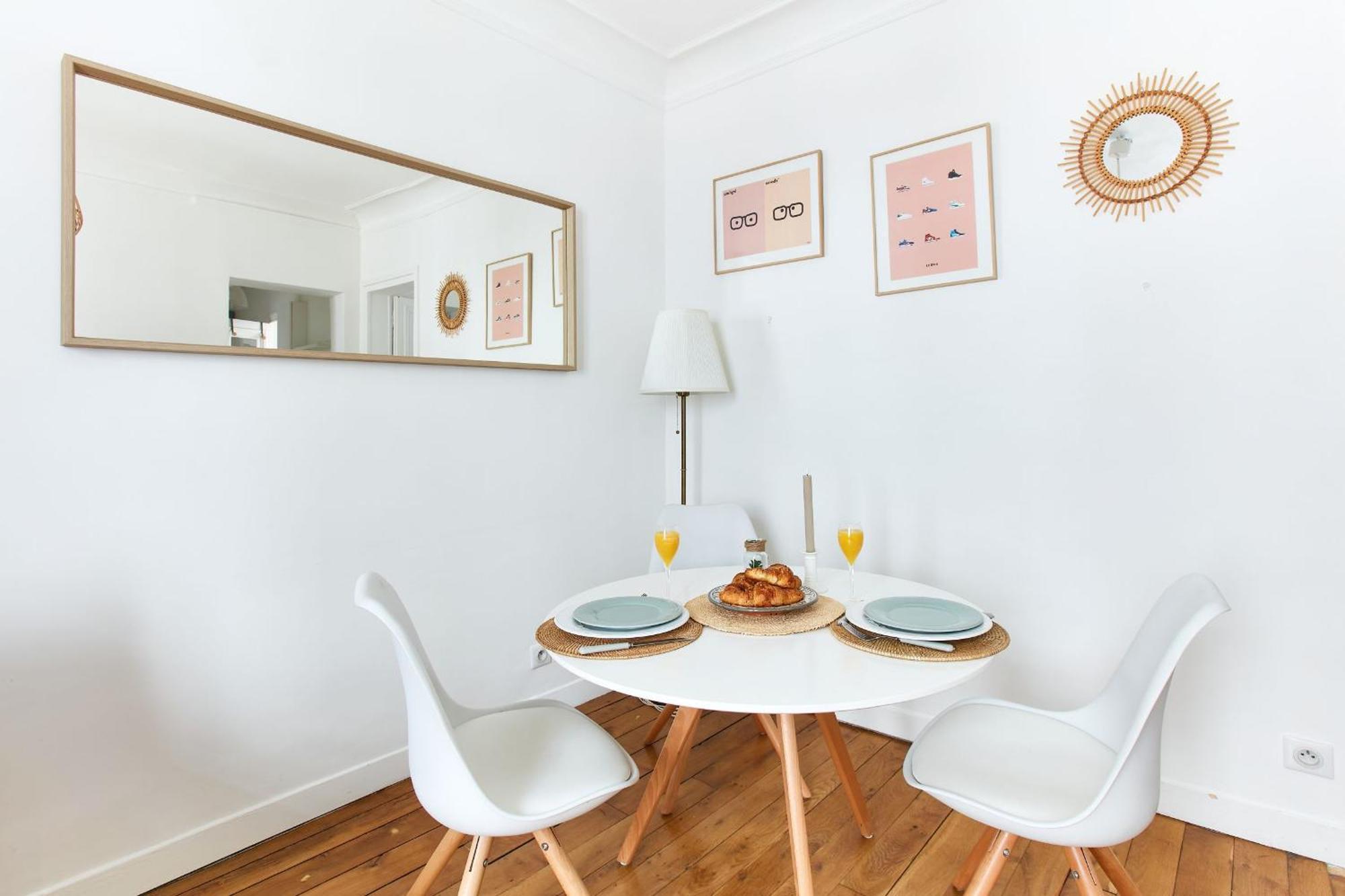 Montmartre & Rue Durantin - 1Br - Cityapartmentstay París Exterior foto