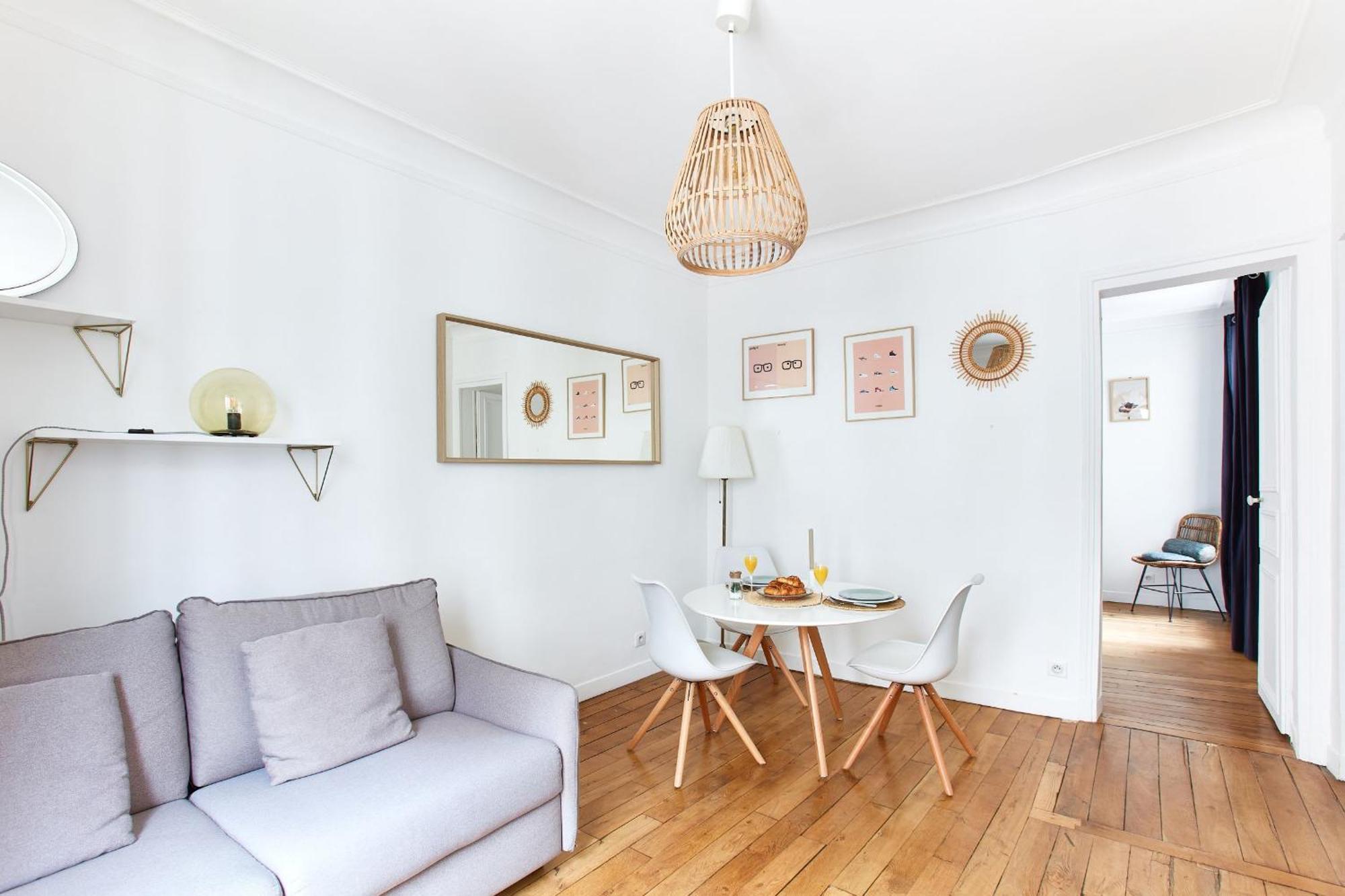 Montmartre & Rue Durantin - 1Br - Cityapartmentstay París Exterior foto